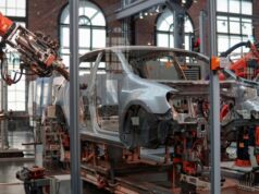 La aceleración de los conflictos internacionales obliga a España a reestructurar su logística y automoción