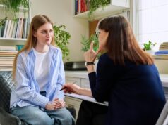 El déficit de psicólogos clínicos dispara la demanda de formación en verano