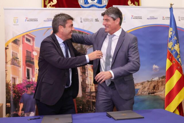 Carlos_Mazon_destaca_la_importancia_del_turismo_gastronomico_para_el_desarrollo_sostenible_y_local.jpg