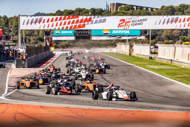 El_Circuit_Ricardo_Tormo_acoge_el_emocionante_NAPA_Racing_Weekend_este_fin_de_semana.jpg