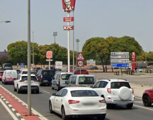 El atasco del norte de Alzira, un problema que nadie logra resolver