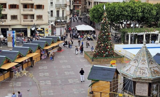 ¿Por qué no hay pista de patinaje en la Plaça Major de Alzira?
