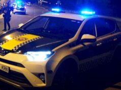 Dos detenidos en Alzira tras ser pillados forzando coches