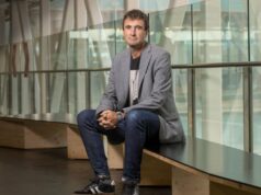 Gorka Espiau: El desarrollo empieza en la comunidad