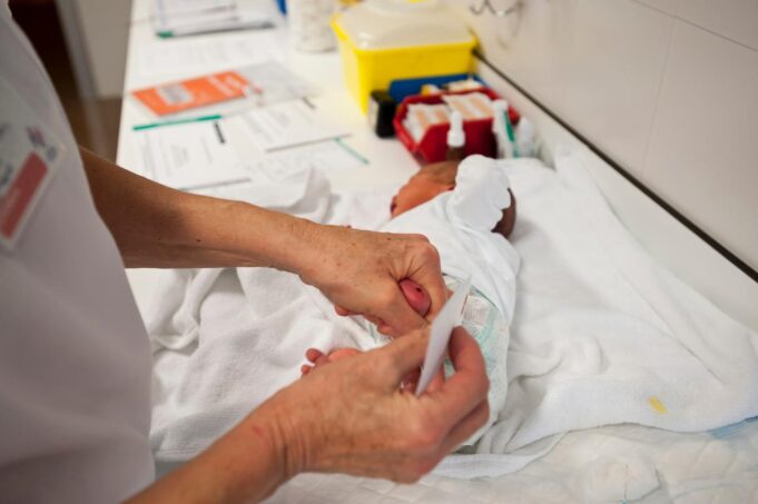 La Comunitat Valenciana implementa el cribado de Atrofia Muscular Espinal en recién nacidos