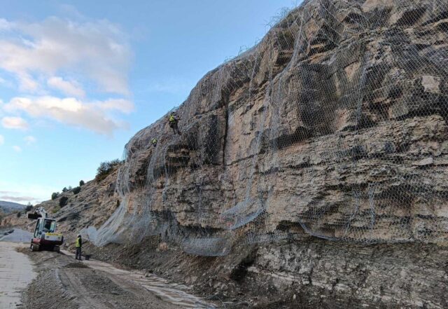 La_Generalitat_destina_120.000_euros_a_la_estabilizacion_del_talud_en_la_CV-125_de_Cinctorres.jpg