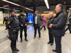 La Policía de la Generalitat refuerza la seguridad en las áreas comerciales durante las fiestas navideñas
