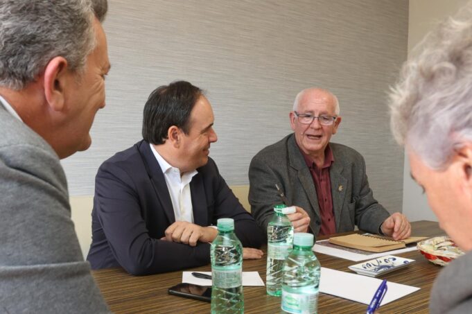 Pérez Llorca resalta una inversión de 200 millones de euros en Paiporta y urge colaboración entre administraciones para acelerar la recuperación