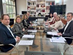 Carmen Ortí continúa las reuniones con asociaciones educativas para atender sus principales necesidades