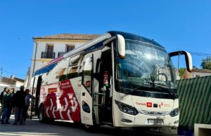 La Generalitat lanzará un nuevo servicio de autobuses que unirá la Vega Baja con Alicante y su aeropuerto a partir del 1 de febrero de 2026