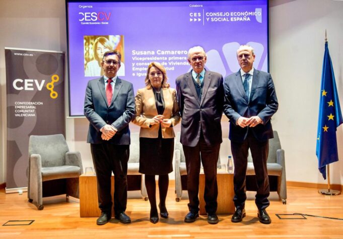 Camarero destaca la importancia de una política migratoria estructurada y alineada con el mercado laboral