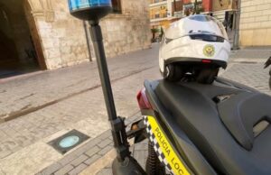 Alzira despierta con cinco coches asaltados