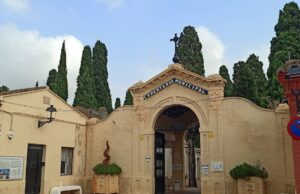 Alzira refuerza su cementerio tras quedarse sin urnas