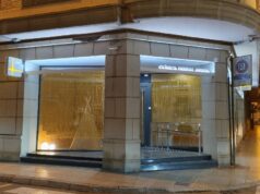 Discreción y silencio en la vuelta al trabajo de la clínica dental de Alzira