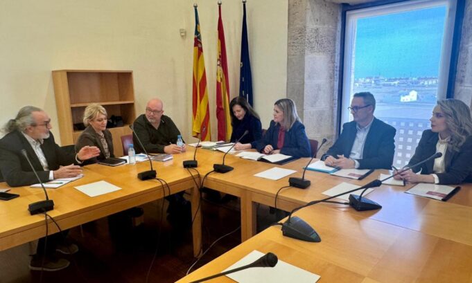 Carmen Ortí Dialoga con el Sector Musical de la Comunitat Valenciana para Fortalecer Colaboraciones