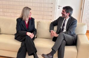 Carmen Ortí comunica al ministro Urtasun las demandas del sector cultural valenciano