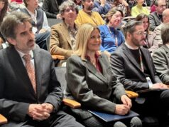 Carmen Ortí destaca la importancia del diálogo para revitalizar el sector del libro en Valencia