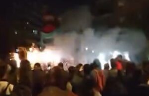 Una “rebentà” sacude la cremà de una falla en València