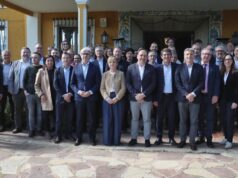 El presidente de la Generalitat destaca la importancia de la industria de La Vall d’Albaida en el desarrollo económico y la generación de empleo