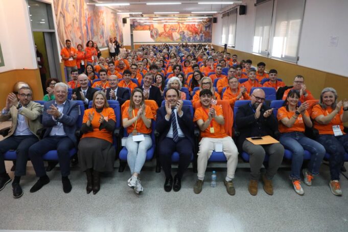 Pérez Llorca destaca la formación profesional como eje clave de competitividad en la Comunitat Valenciana