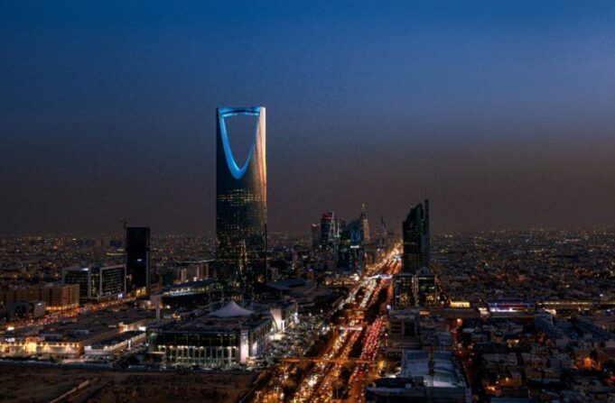 Arabia Saudí refuerza su liderazgo mundial en inteligencia artificial segura