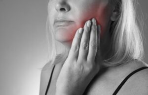 Relacionan una bacteria de la periodontitis con el Alzheimer y nuevas estrategias para prevenirlo