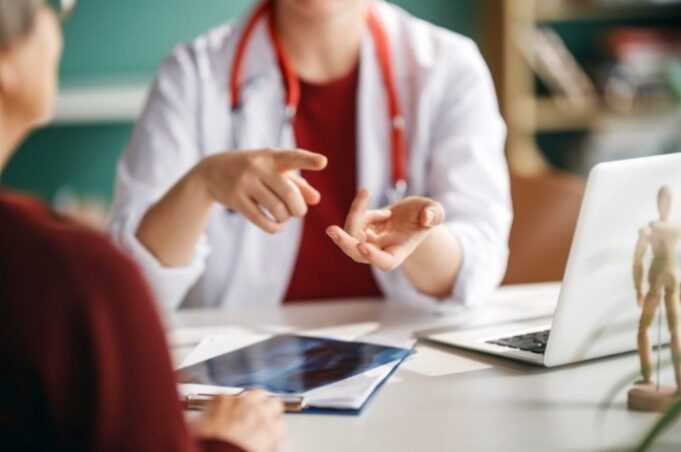 La salud ante su mayor punto de inflexión: cinco retos estructurales que redefinirán el sistema sanitario en la próxima década