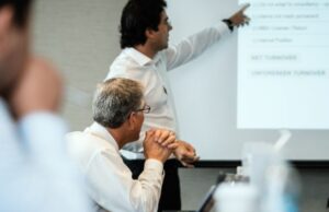 La adopción de IA en empresas necesita estrategia, supervisión y trazabilidad