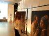 Casa ISDIN exhibe obras clásicas reinterpretadas para visibilizar enfermedades dermatológicas