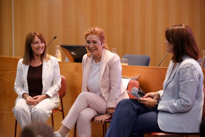 Teresa Viejo anima a los desempleados sénior a reinventarse y renacer profesionalmente