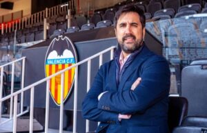 Javier Solís advierte de que la piratería amenaza el futuro del fútbol español