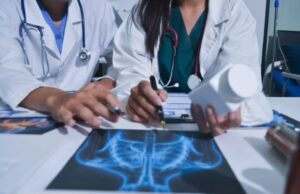 La sanidad madrileña reduce esperas quirúrgicas y de consultas en abril