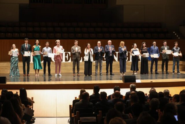El_Consell_lanza_las_Becas_Impulso_Universitario_para_fomentar_la_excelencia_academica_entre_los_estudiantes_de_primer_curso.jpg