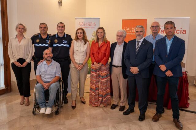 El_Consell_ratifica_su_compromiso_con_un_turismo_inclusivo_en_la_jornada_‘Spain_for_All.jpg