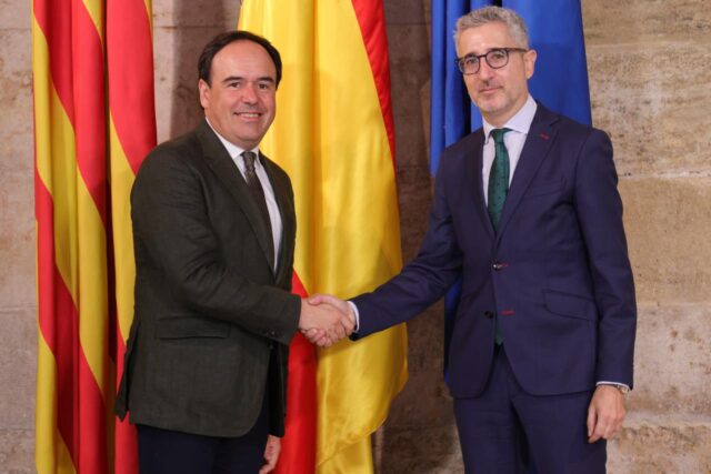 El_president_de_la_Generalitat_Juanfran_Perez_Llorca_exige_al_Ministro_de_Hacienda_la_liquidacion_de_5.000_millones_de_euros_adeudados_a_Valencia.jpg
