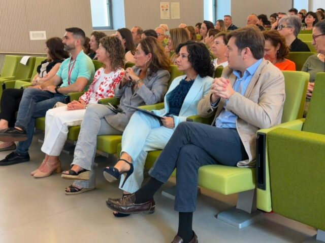 Valencia_acoge_la_I_Jornada_de_Buenas_Practicas_sobre_Envejecimiento_Activo_segun_Elena_Albalat.jpg