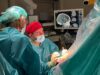 El Dr. Jesús Martín-Fernández aplica un mapeo cerebral que protege las funciones superiores