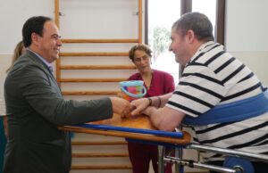 El Consell reafirma su compromiso con la atención especializada a personas con daño cerebral adquirido