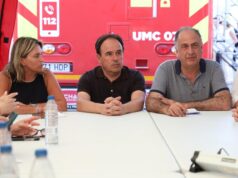 El President de la Generalitat se reúne con los alcaldes de La Vall d’Uixó afectados por el incendio forestal