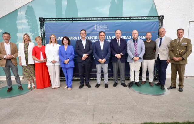 El_presidente_de_la_Generalitat_anuncia_una_inversion_de_100_millones_de_euros_en_la_industria_de_defensa_en_Valencia.jpg