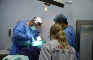 ISDIN intensifica la prevención del cáncer de piel en Panamá mediante una nueva expedición médica