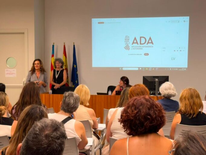 La Generalitat Capacita a Profesionales en Dependencia para Optimizar la Gestión de Expedientes