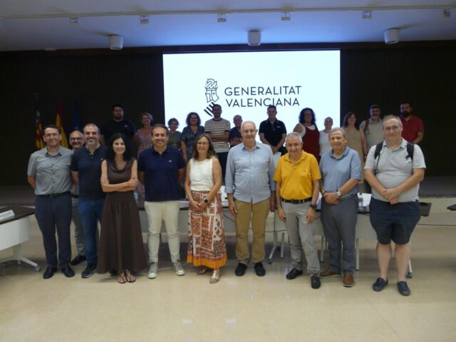 La_Generalitat_Fortalece_el_Dialogo_con_el_Mundo_Fallero_para_la_Convocatoria_de_Libretos_de_Falla_de_2027.jpg
