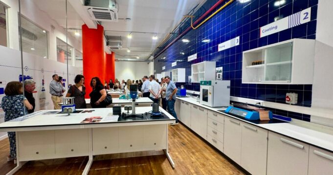 La Generalitat Valenciana Inaugura el Blasco Battery Lab, Pionero en Formación de Baterías