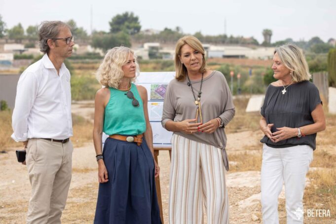 Anuncio de construcción de 21 nuevas viviendas protegidas en Bétera por Susana Camarero
