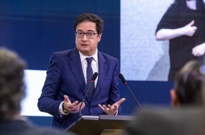 AP institute celebra la aprobación del Real Decreto-ley que regula la actividad de los grupos de interés