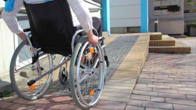 La_Generalitat_destina_mas_de_547.000_euros_para_la_accesibilidad_en_edificios_publicos_en_Alicante.jpg