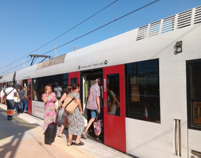 Metrovalencia_restablece_su_horario_habitual_a_partir_del_1_de_septiembre.jpg
