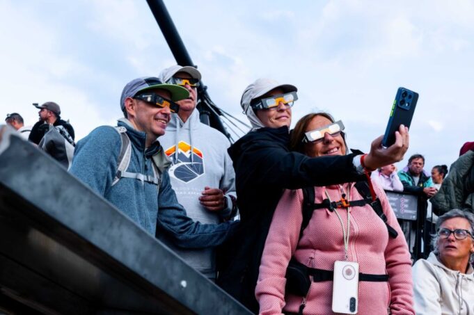 Ordino Arcalís celebra el eclipse solar desde uno de los puntos más emblemáticos de Andorra