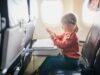 Cinco consejos de easyJet para disfrutar de un viaje en avión en familia